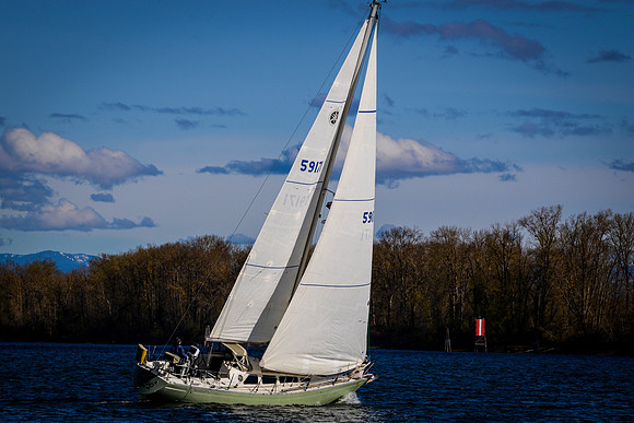 Sailing_Columbia_River_4-2020-5