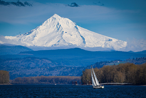 Sailing_Columbia_River_4-2020-6