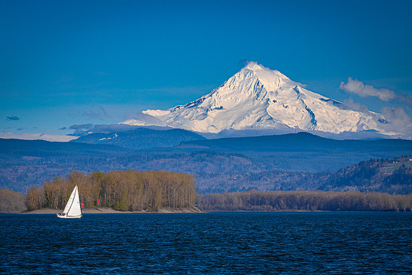 Sailing_Columbia_River_4-2020-7